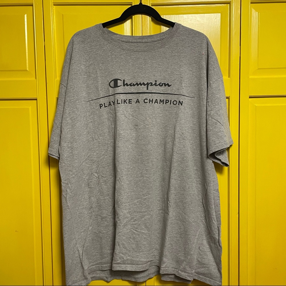 champion tshirt